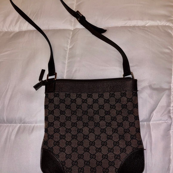 Gucci GG Nailhead Crossbody/Messenger 272396 - Picture 4 of 10